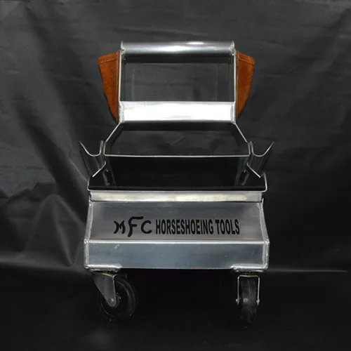 MFC ALUMINUM HORSESHOEING BOX - Image 3